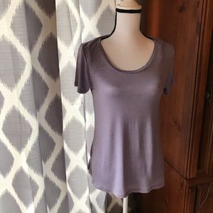Basic Lavender Short Sleeve Scoop Neck Top